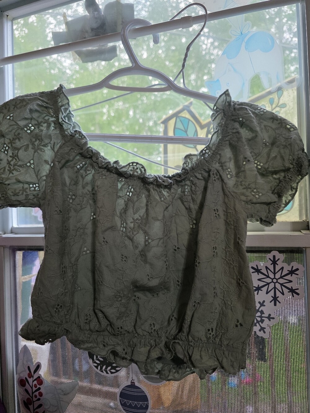 Love Tree Size Large Smocked Eyelet Puff Sleeve Crop Top - Sage Green